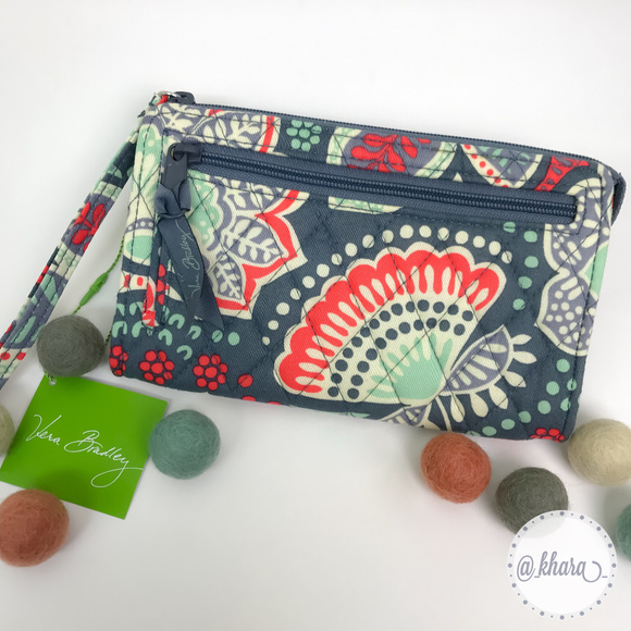 Vera Bradley Handbags - Vera Bradley Wristlet in Nomadic Floral